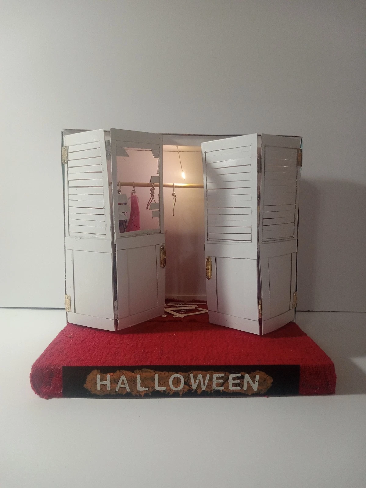 1/12 Scale Halloween 1978 Closet Diorama For 8 Inch Neca Figures
