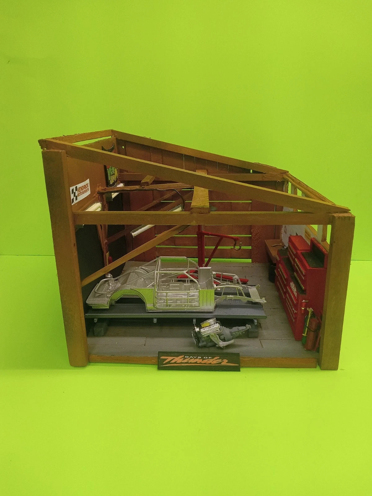 Days of Thunder — Harry's Barn Custom Diorama (1:64) thumbnail 2