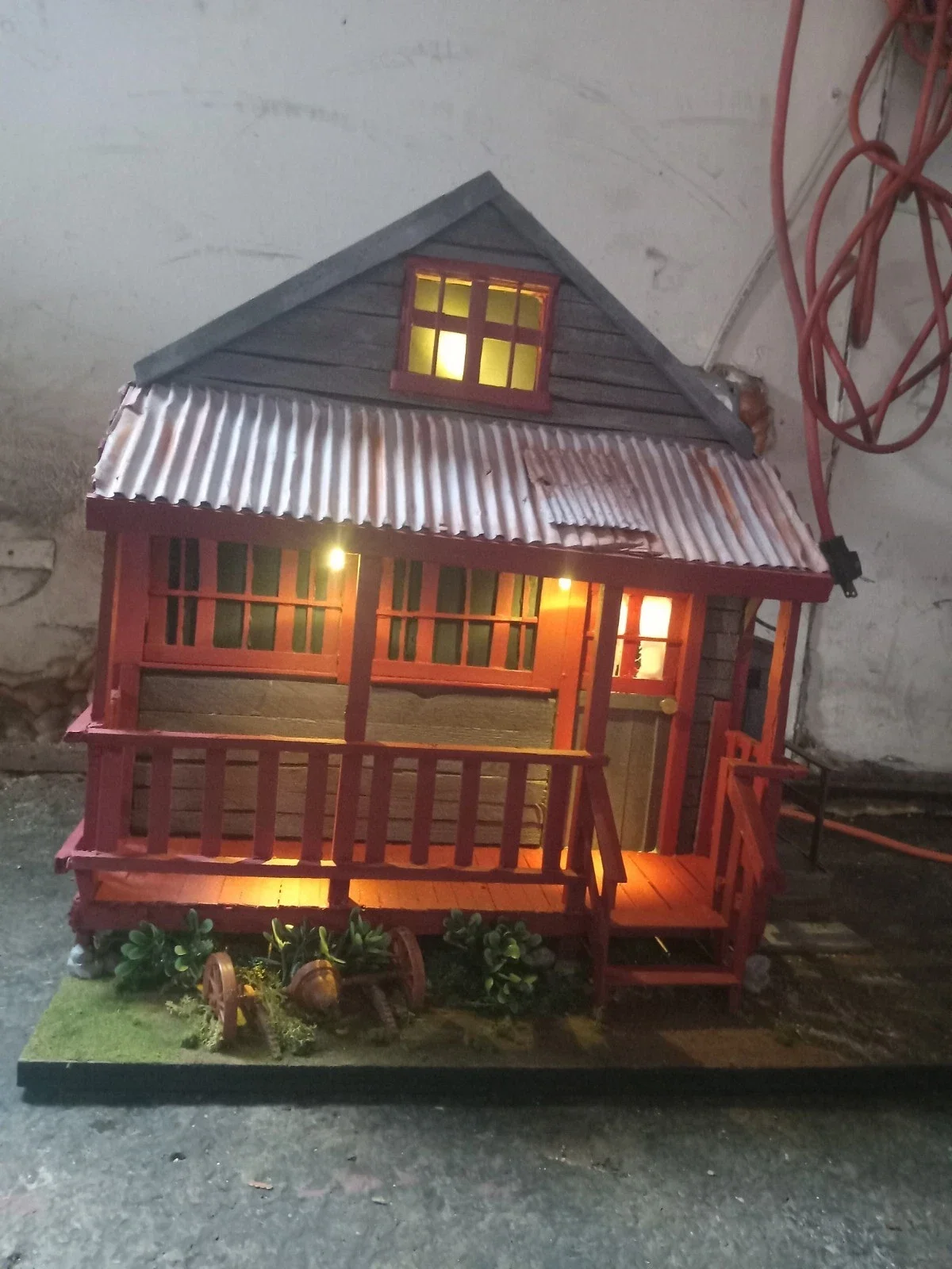 Friday the 13th Part III — Higgins Haven Cabin Display (1:12) thumbnail 4