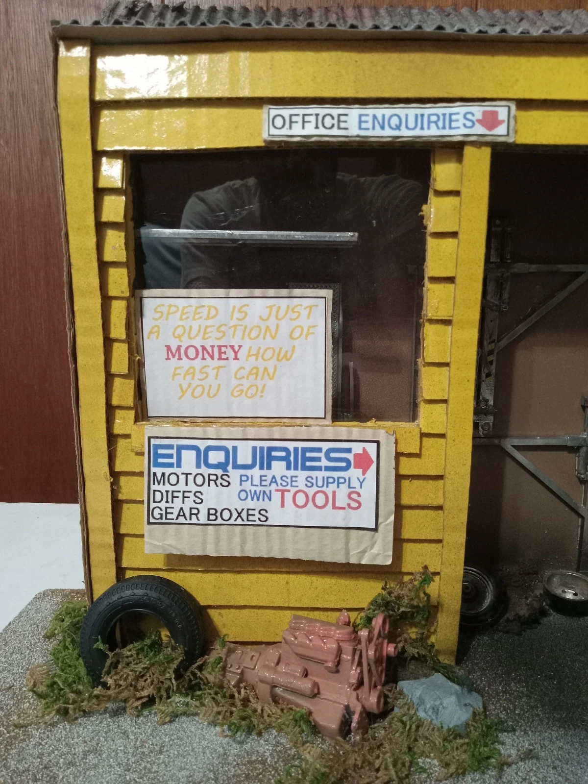 Mad Max Toecutter Custom Vehicle Diorama (1:64) thumbnail 17