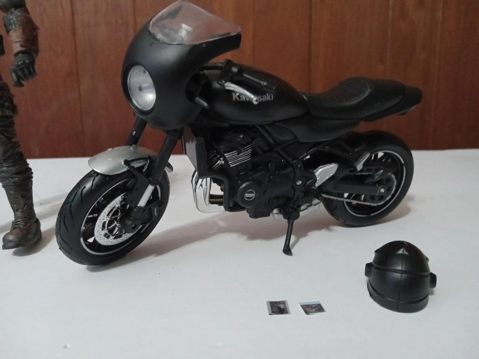 Mad Max Toecutter Custom Vehicle Diorama (1:64) thumbnail 9