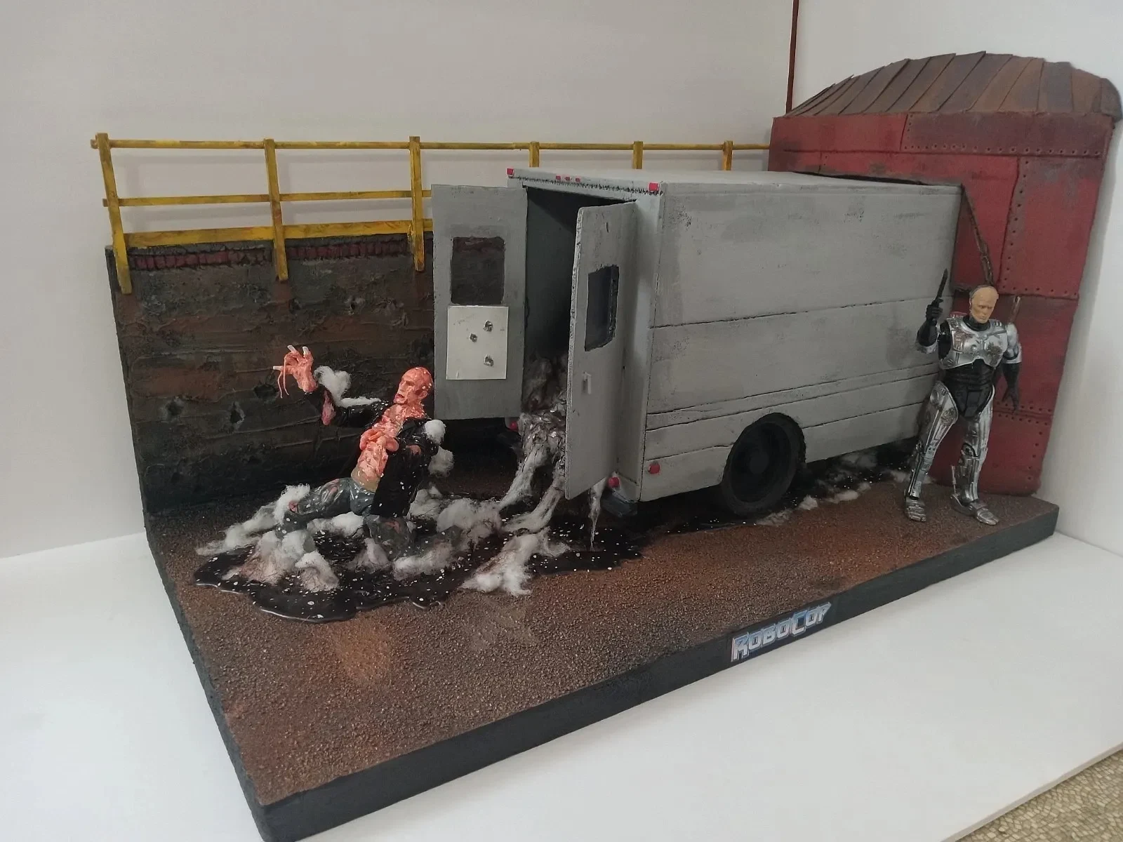 Robocop Toxic Waste Emil Diorama thumbnail 12