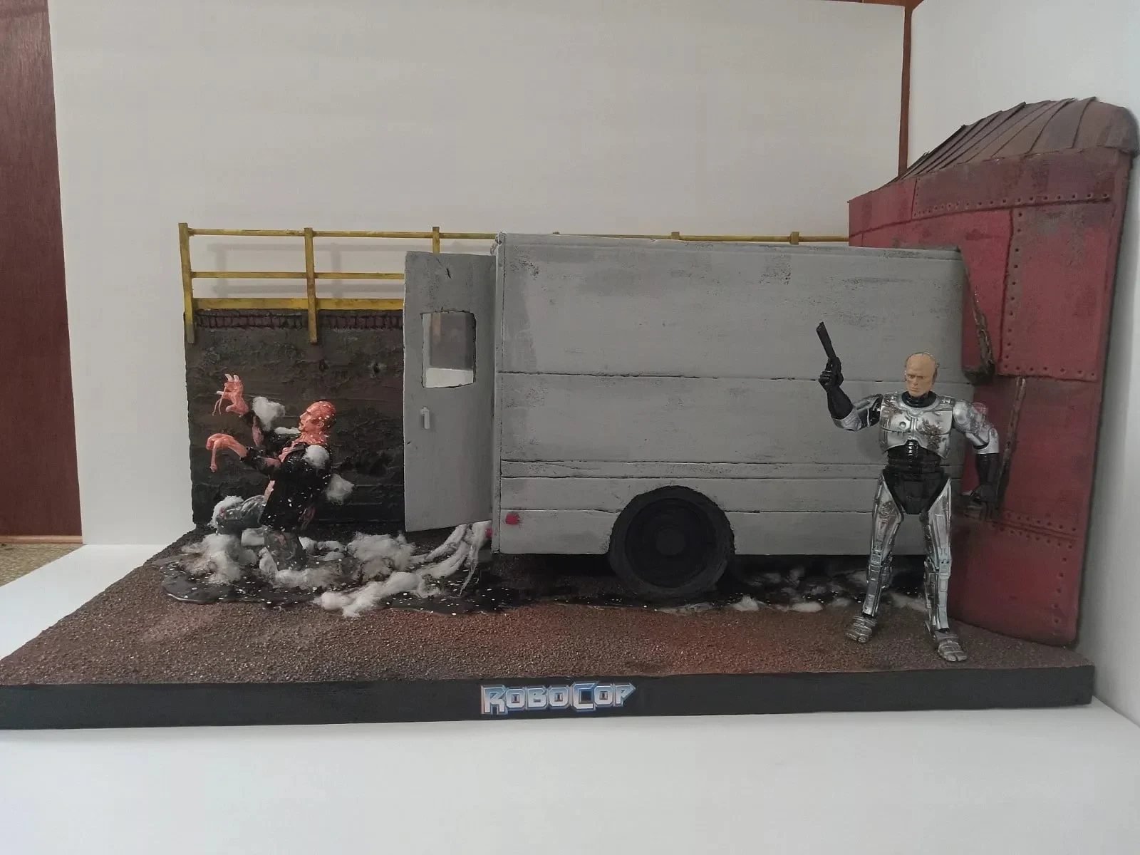 Robocop Toxic Waste Emil Diorama thumbnail 13