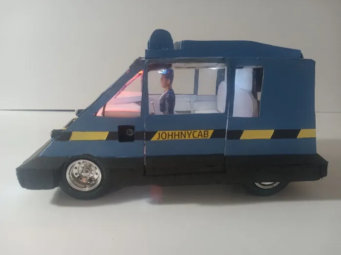 1/18 Scale custom Johnny Cab Taxi from the film Total Recall Schwarzenegger