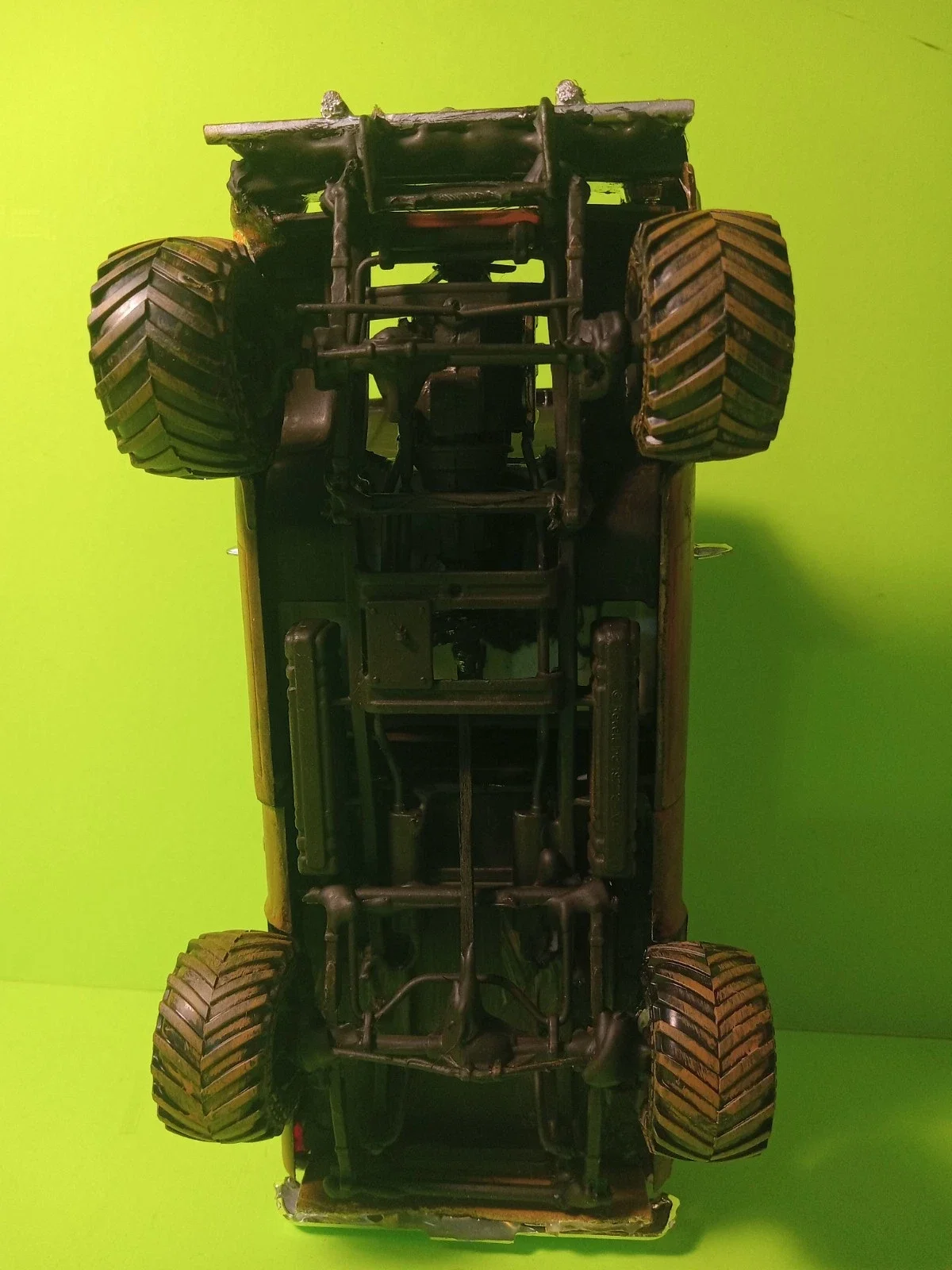 2 Custom 1:24 Scale Twister 1996 Movie Trucks. Revell. Jo's Yellow Jeep thumbnail 8